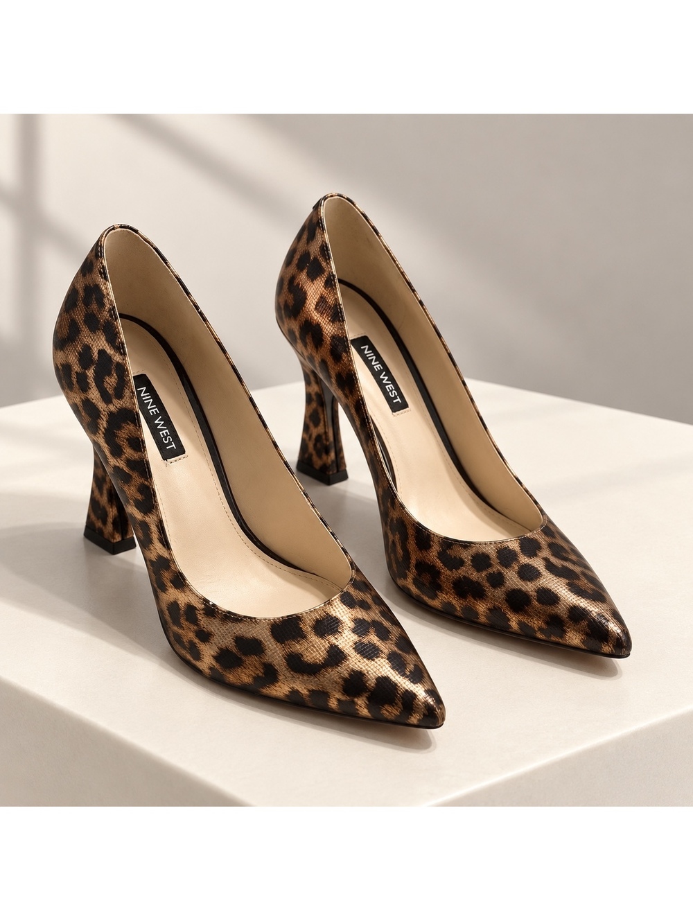 Nine West Trendz Metallic Leopard Pointed Toe Pumps Size 8.5M Flared Heel